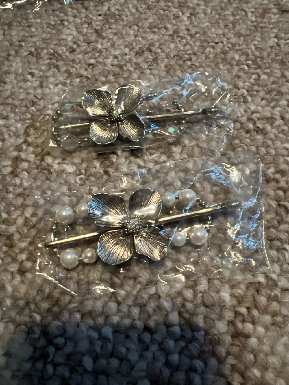 Lilla Rose Flexi Clips Set Of 2, Small, NEW, Flower, Beaded